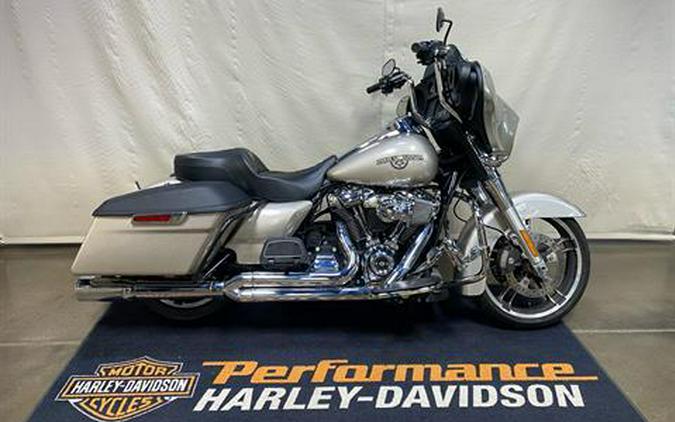 2018 Harley-Davidson Street Glide®