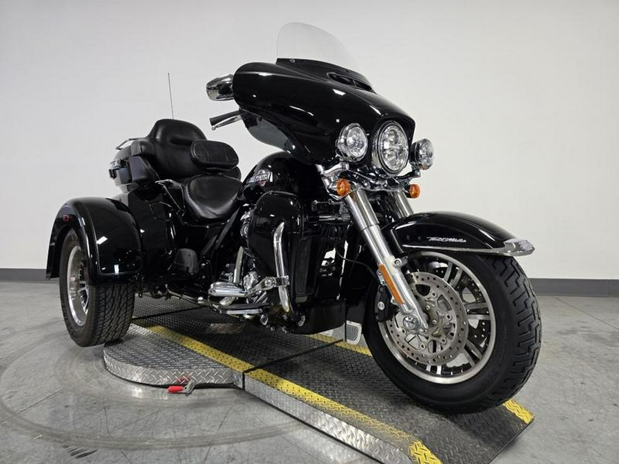 2023 Harley-Davidson® FLHTCUTG - Tri Glide® Ultra