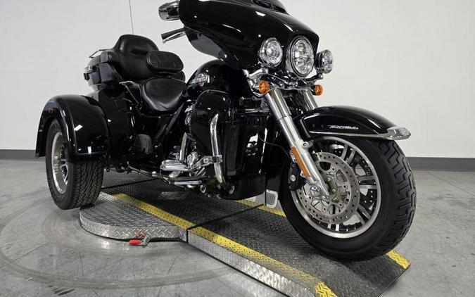 2023 Harley-Davidson® FLHTCUTG - Tri Glide® Ultra