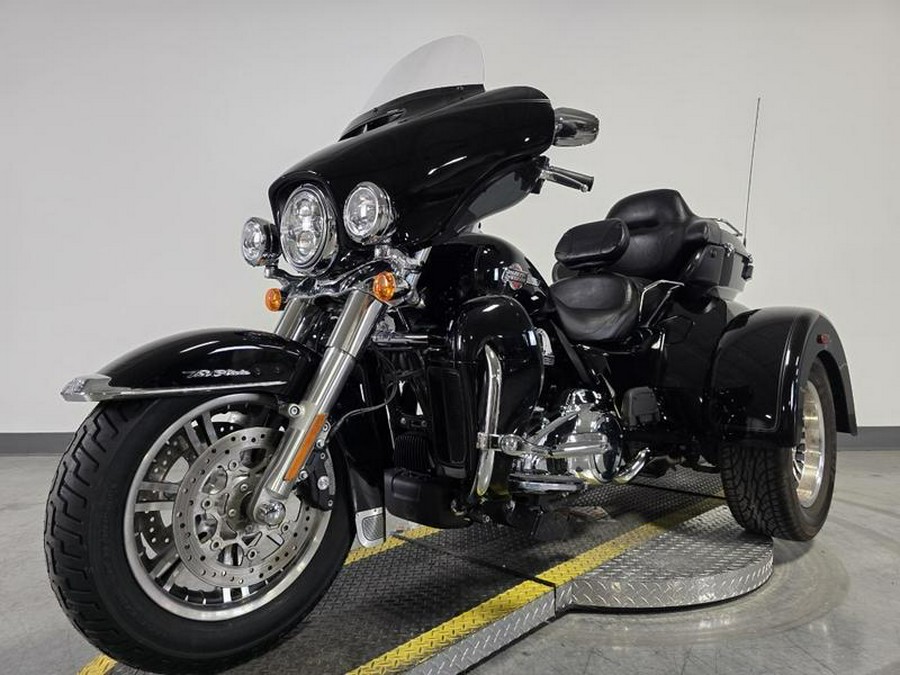 2023 Harley-Davidson® FLHTCUTG - Tri Glide® Ultra