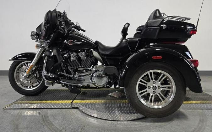 2023 Harley-Davidson® FLHTCUTG - Tri Glide® Ultra