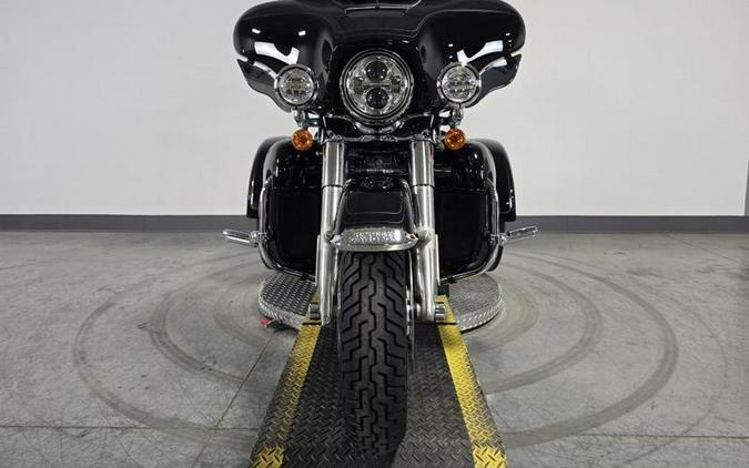 2023 Harley-Davidson® FLHTCUTG - Tri Glide® Ultra