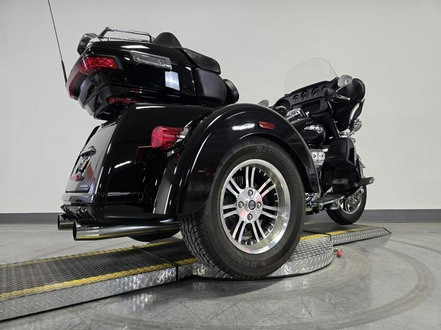 2023 Harley-Davidson® FLHTCUTG - Tri Glide® Ultra