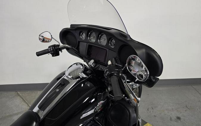 2023 Harley-Davidson® FLHTCUTG - Tri Glide® Ultra