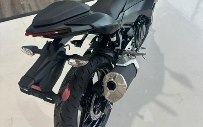 2026 Kawasaki Ninja® 500 ABS