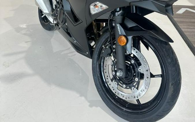 2026 Kawasaki Ninja® 500 ABS