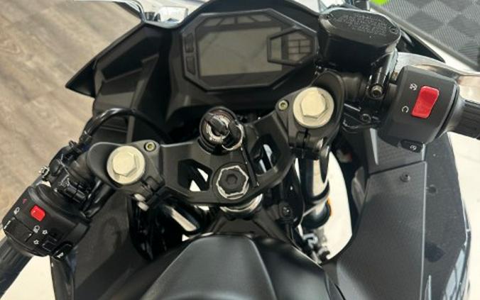 2026 Kawasaki Ninja® 500 ABS