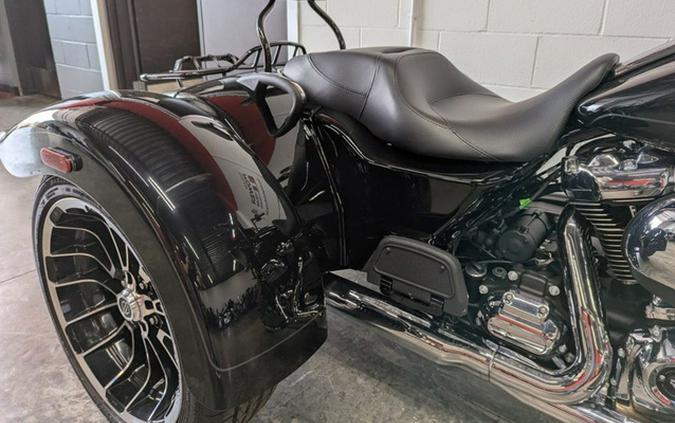 2025 Harley-Davidson Trike FLTRT - Road Glide 3