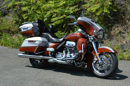 FLHTKSE 2014 CVO™ Electra Glide Ultra Limited®