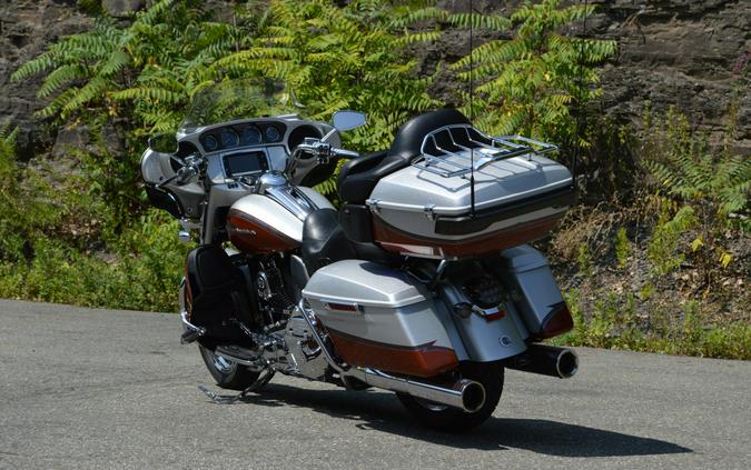 FLHTKSE 2014 CVO™ Electra Glide Ultra Limited®