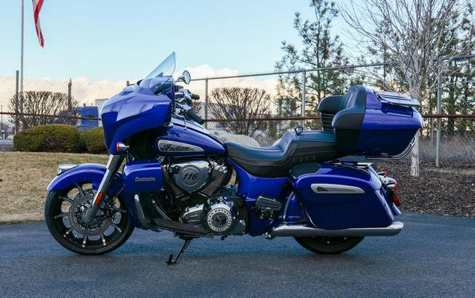 2024 Indian Motorcycle® Roadmaster® Limited with Powerband Audio Package Spirit Blue Metallic