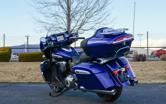 2024 Indian Motorcycle® Roadmaster® Limited with Powerband Audio Package Spirit Blue Metallic