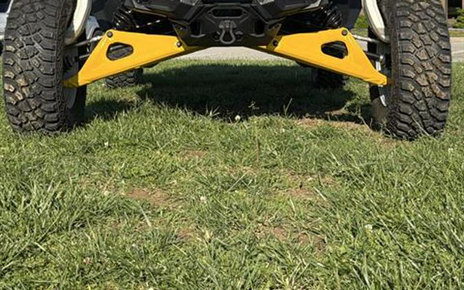 2024 Can-Am Maverick R