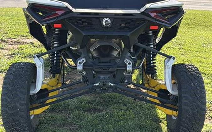 2024 Can-Am Maverick R