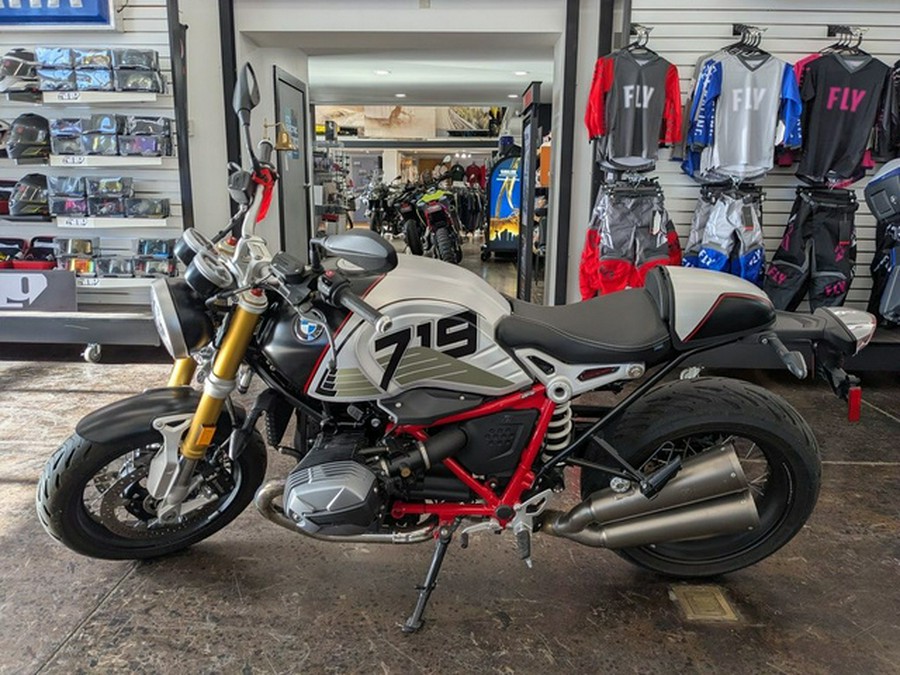 2022 BMW R nineT 719 Night Black Matte/Aluminum Matte 719