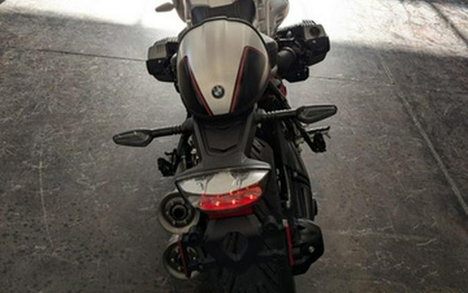 2022 BMW R nineT 719 Night Black Matte/Aluminum Matte 719