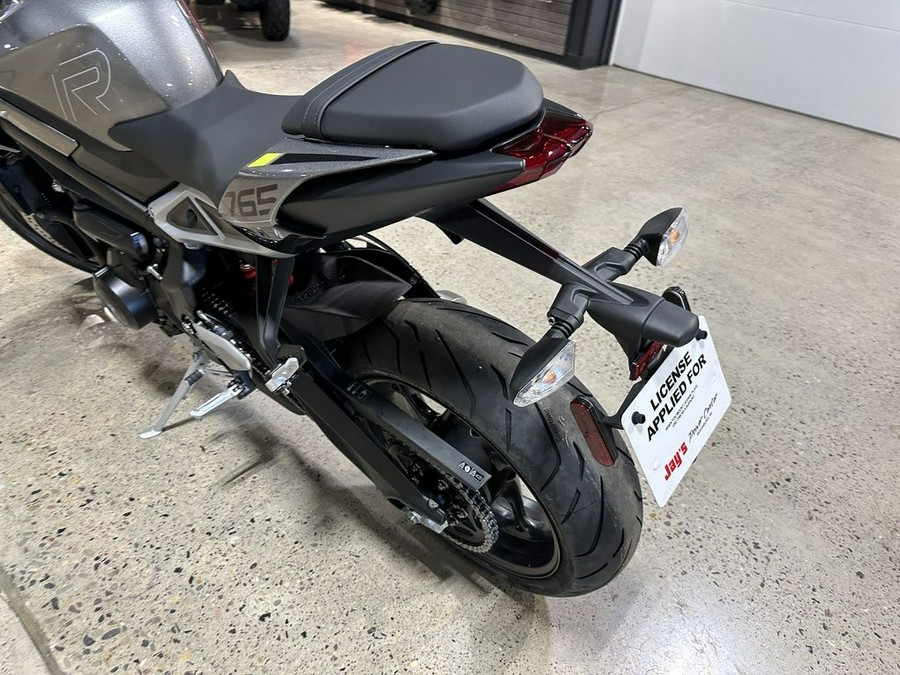 2024 Triumph Street Triple 765 R Silver Ice