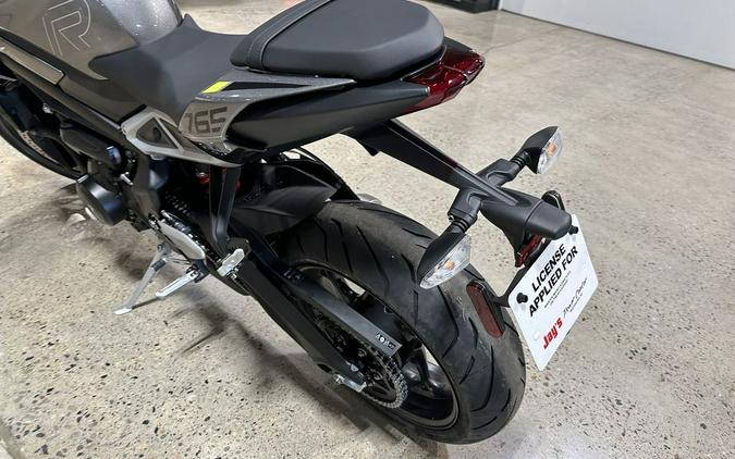 2024 Triumph Street Triple 765 R Silver Ice