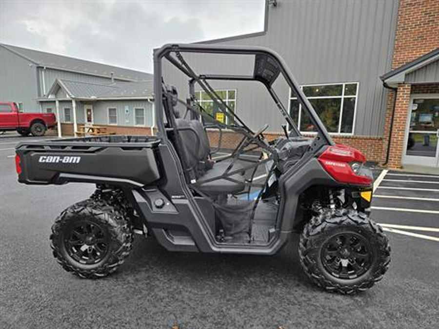 2024 Can-Am Defender DPS HD9