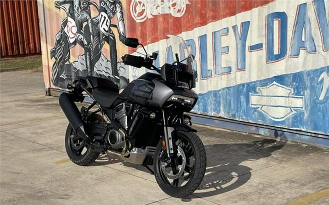 2022 Harley-Davidson® RA1250S - Pan America™ 1250 Special