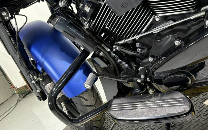 2026 Harley-Davidson® Street Glide® Aurora Blue Denim Black Trim