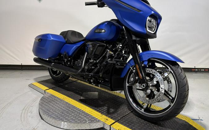 2026 Harley-Davidson® Street Glide® Aurora Blue Denim Black Trim