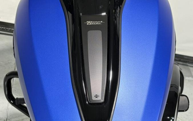 2026 Harley-Davidson® Street Glide® Aurora Blue Denim Black Trim