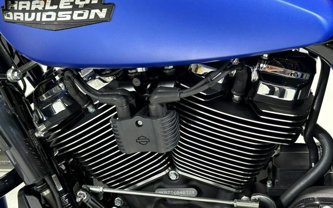 2026 Harley-Davidson® Street Glide® Aurora Blue Denim Black Trim