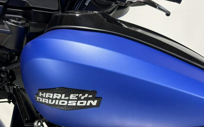 2026 Harley-Davidson® Street Glide® Aurora Blue Denim Black Trim