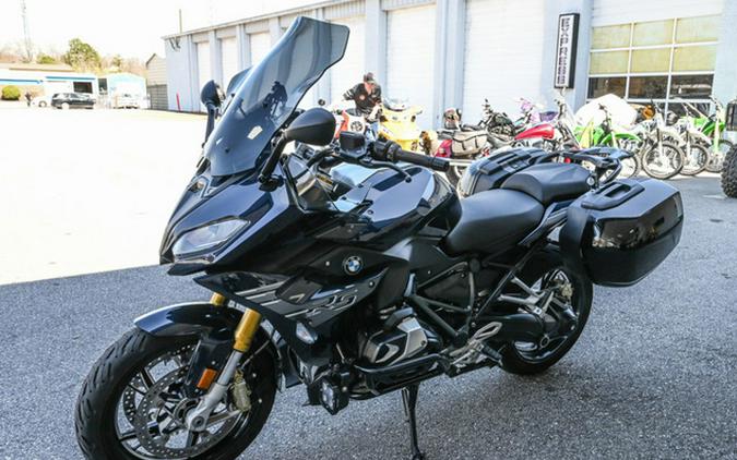 2022 BMW R 1250 RS Imperial Blue Metallic