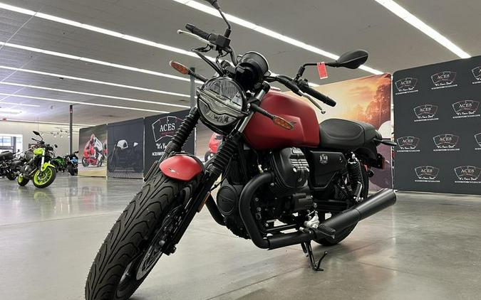 2023 Moto Guzzi V7 Stone