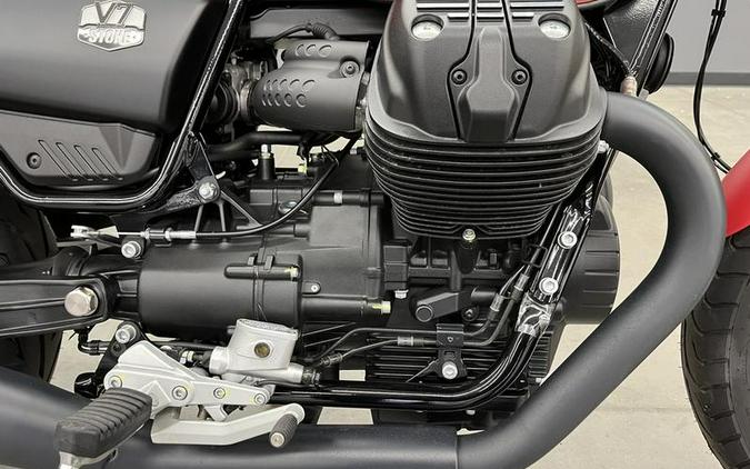 2023 Moto Guzzi V7 Stone