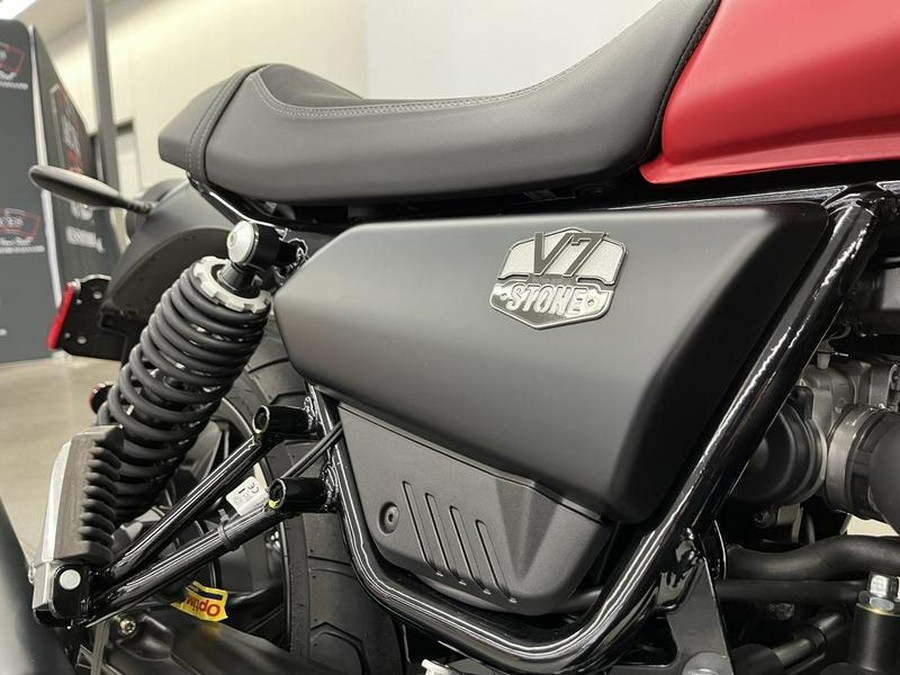 2023 Moto Guzzi V7 Stone