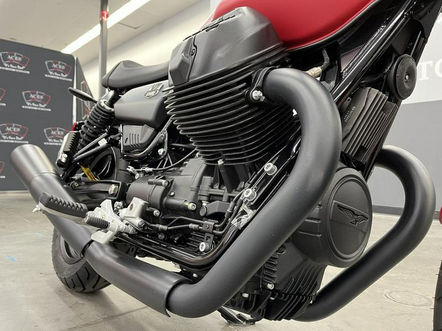 2023 Moto Guzzi V7 Stone