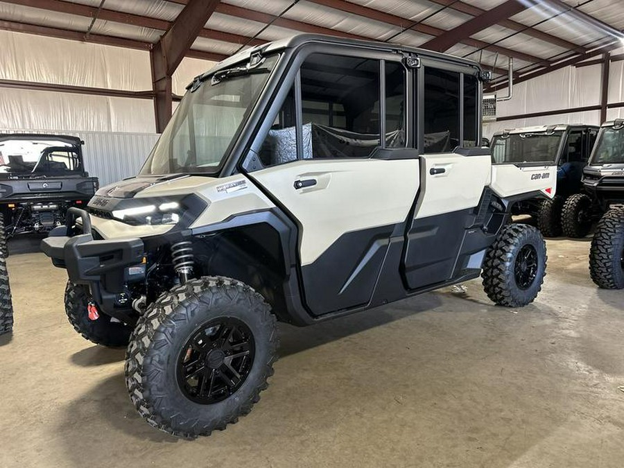 2026 Can-Am® Defender MAX Limited HD11 Desert Tan & Carbon Black