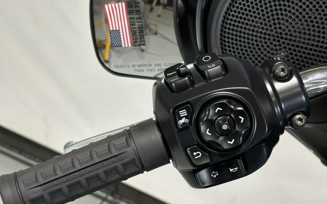 2026 Harley-Davidson® Street Glide® Teal Thunder / Vivid Black Chrome Trim