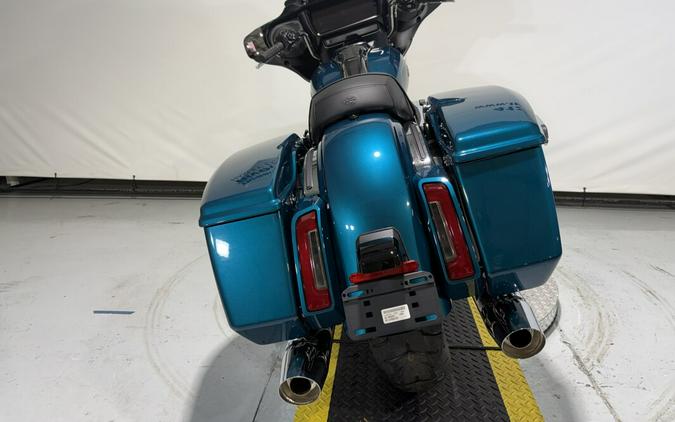2026 Harley-Davidson® Street Glide® Teal Thunder / Vivid Black Chrome Trim