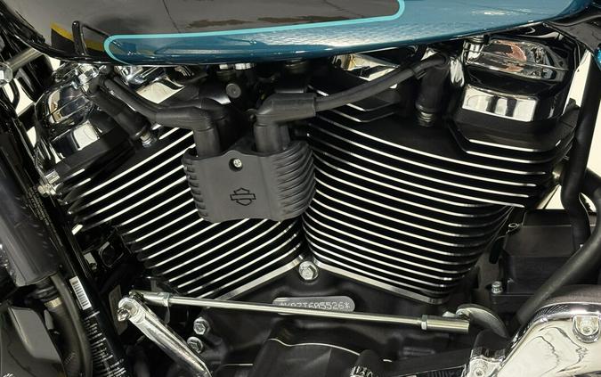 2026 Harley-Davidson® Street Glide® Teal Thunder / Vivid Black Chrome Trim