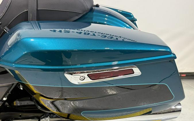 2026 Harley-Davidson® Street Glide® Teal Thunder / Vivid Black Chrome Trim