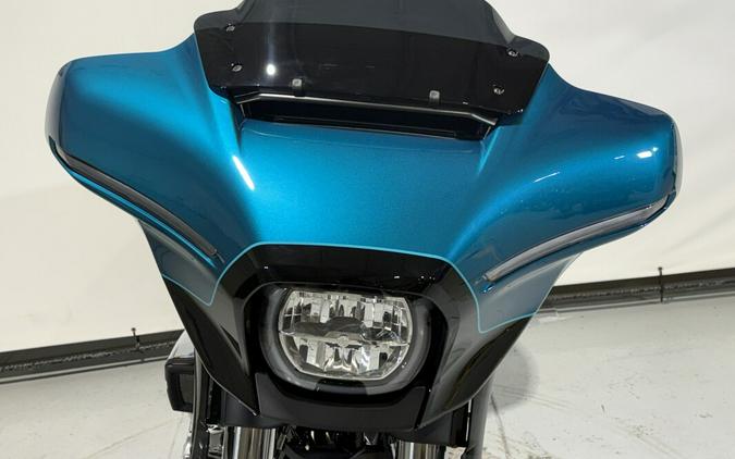 2026 Harley-Davidson® Street Glide® Teal Thunder / Vivid Black Chrome Trim