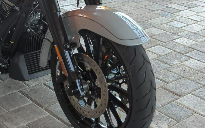 2024 Harley-Davidson® FLRT - Freewheeler®