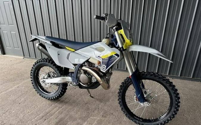 2025 Husqvarna® TE 300