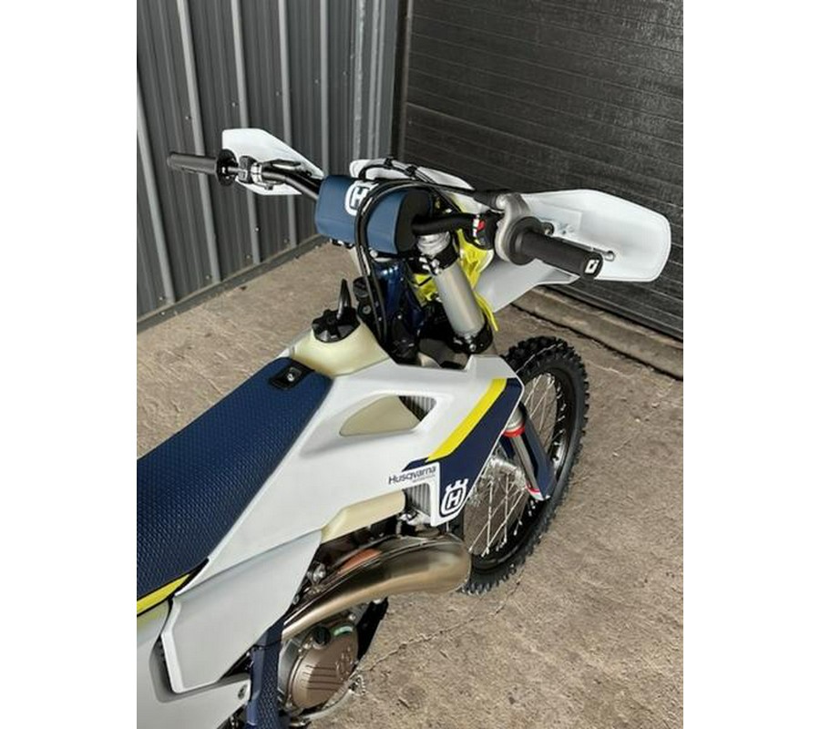 2025 Husqvarna® TE 300