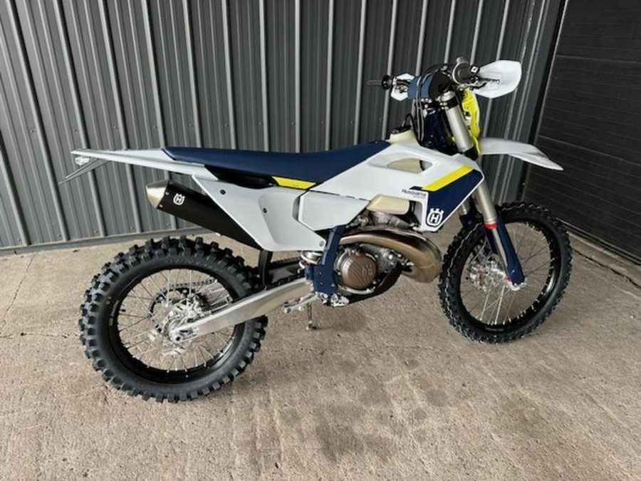 2025 Husqvarna® TE 300