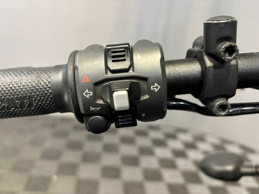 2015 Ducati Scrambler Full Throttle