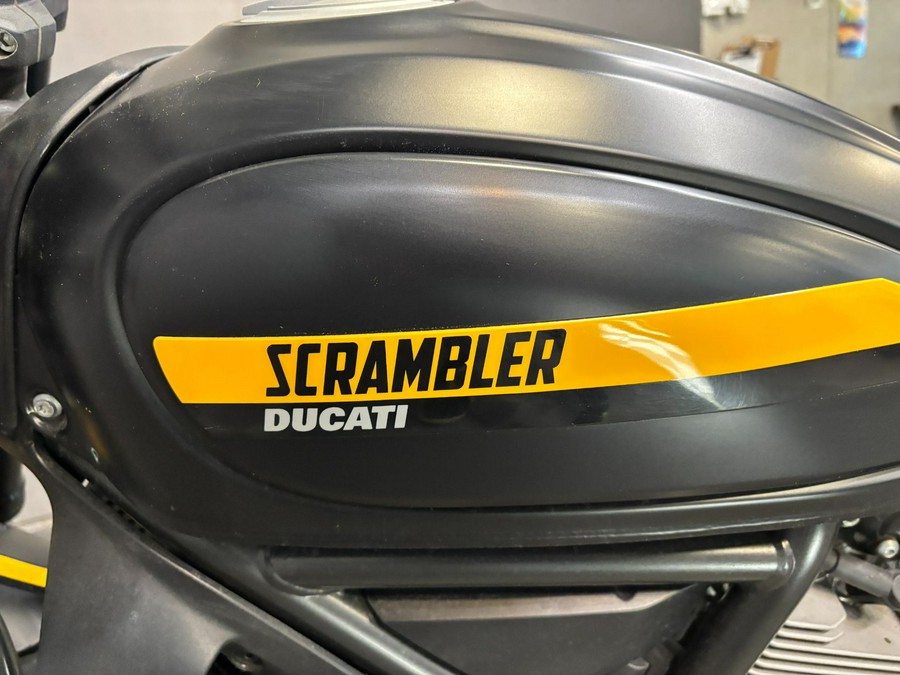 2015 Ducati Scrambler Full Throttle