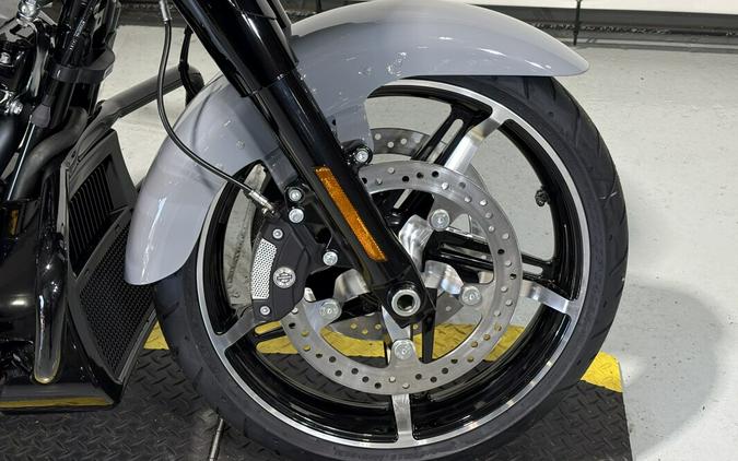 2026 Harley-Davidson® Street Glide® Dark Billiard Gray Black Trim