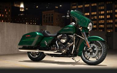 2015 Harley-Davidson® Street Glide® Special Deep Jade Pearl