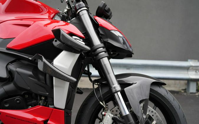 2022 Ducati Streetfighter V2 Ducati Red