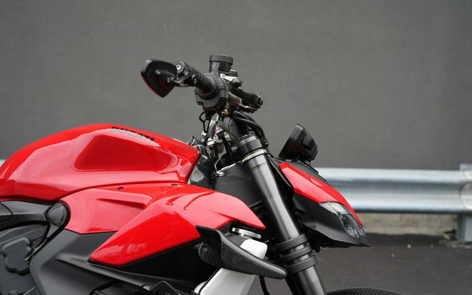 2022 Ducati Streetfighter V2 Ducati Red